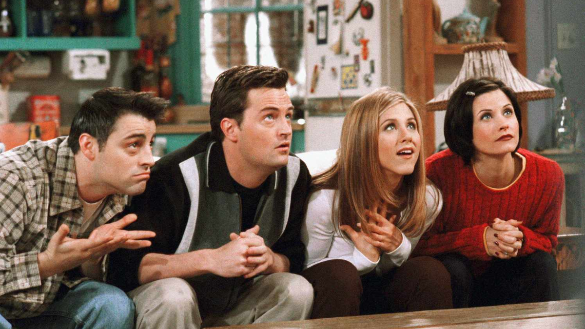 Hollywood star Zoë Kravitz slams Jennifer Aniston-Matthew Perry's show 'Friends', calls it 'homophobic' Hollywood star Zoë Kravitz slams Jennifer Aniston-Matthew Perry's show 'Friends', calls it 'homophobic'