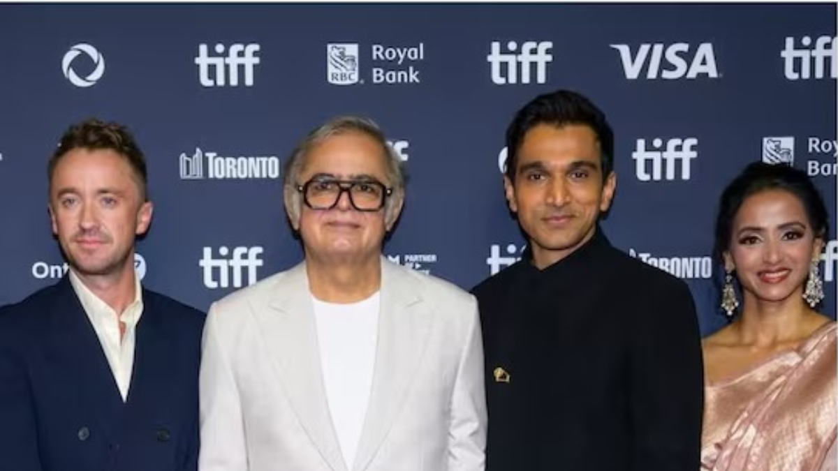 Pratik Gandhi and Hansal Mehta's 'Gandhi' by Applause Entertainment receives a standing ovation at TIFF world premiere Pratik Gandhi and Hansal Mehta's 'Gandhi' by Applause Entertainment receives a standing ovation at TIFF world premiere