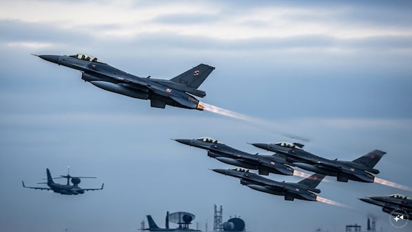 Nato on alert as Poland scrambles jets amid Russian drone threat