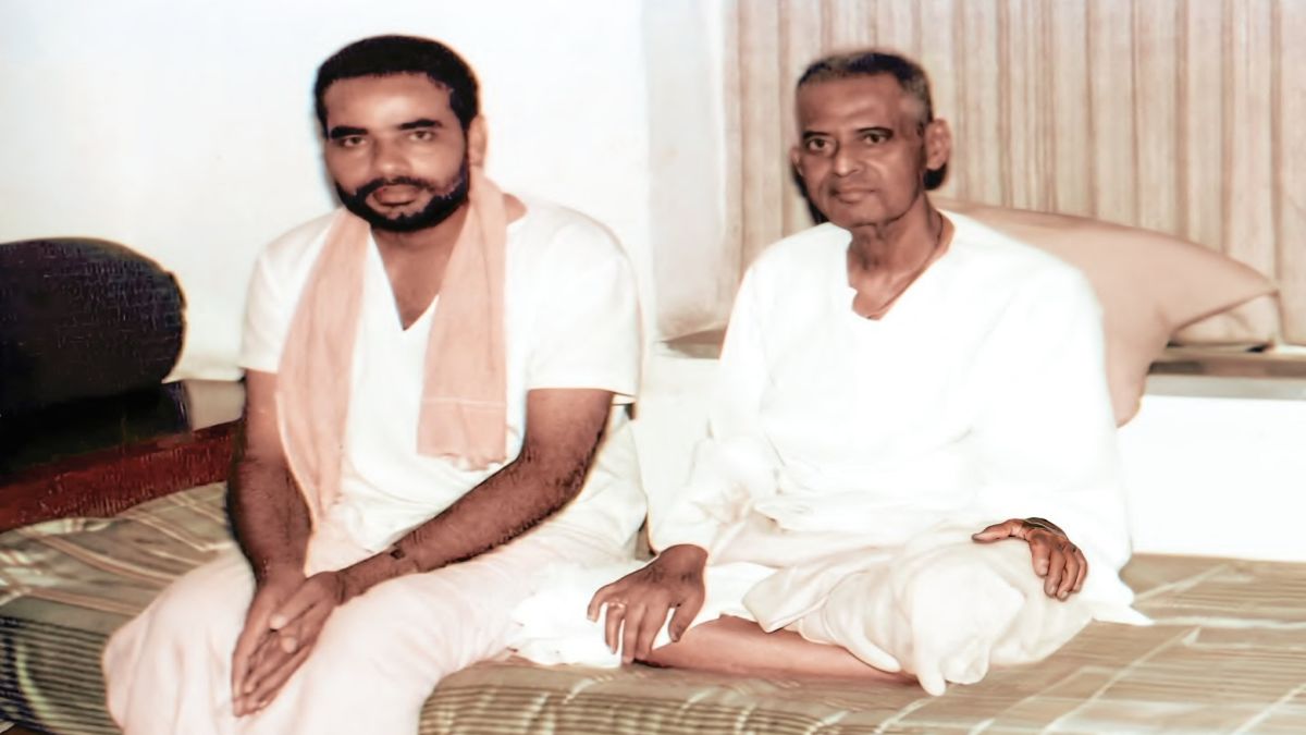 Very early in his life, Narendra Modi considered Laxmanrao Inamdar to be his mentor and learning guide. Image Courtesy: @modiarchive/X Very early in his life, Narendra Modi considered Laxmanrao Inamdar to be his mentor and learning guide. Image Courtesy: @modiarchive/X