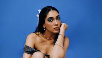 The independent singer-songwriter, Khevna blends vulnerable lyrics with pulsating Afrobeats with 'Lonely'