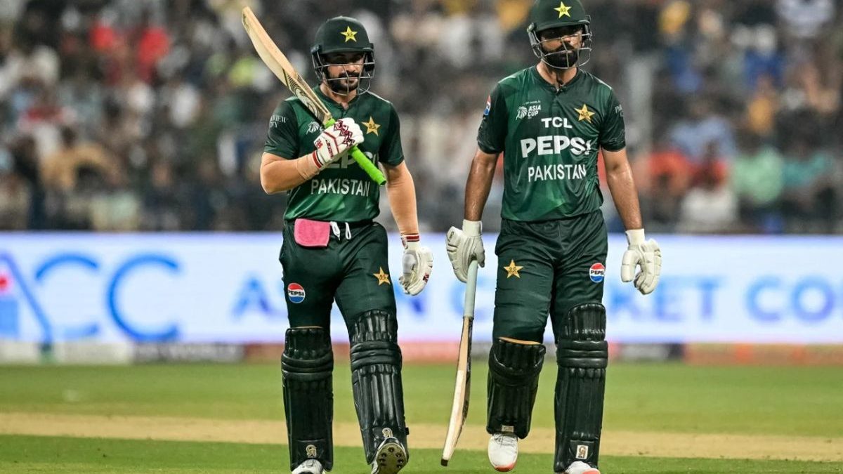 Pakistan defeated Sri Lanka by 5 wickets in Asia Cup Super 4. Image: AFP Pakistan defeated Sri Lanka by 5 wickets in Asia Cup Super 4. Image: AFP