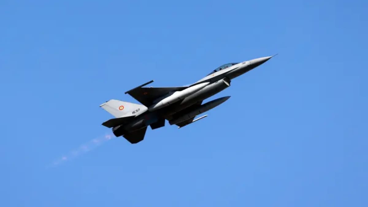 <div>After Poland, Russia breaches Romania's airspace, prompting Nato to ramp up security</div>