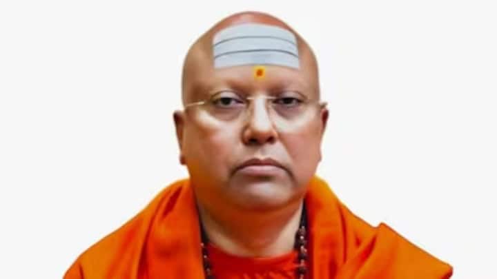 ‘Come to my room’: How self-styled godman Chaitanyananda Saraswasti ‘exploited’ female students in Delhi ashram ‘Come to my room’: How self-styled godman Chaitanyananda Saraswasti ‘exploited’ female students in Delhi ashram