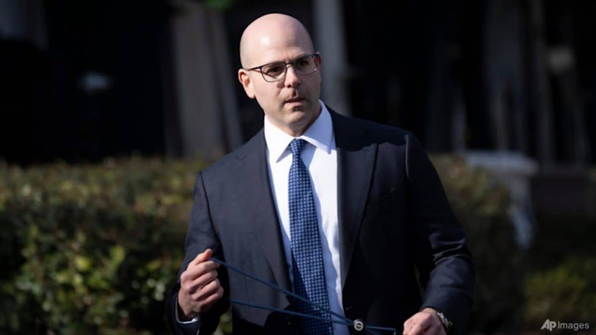 <div>'Trump's mouthpiece at the Fed': White House adviser Miran gets Senate nod for US central bank job</div>