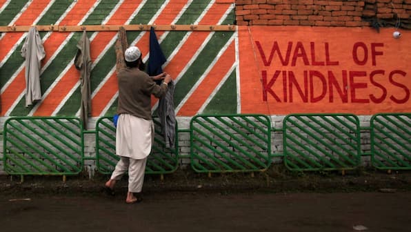 Pakistan drowns in poverty while generals grow fat