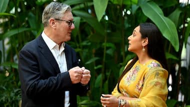 In Photos | Keir Starmer bends it like Beckham on Day 1 of India visit