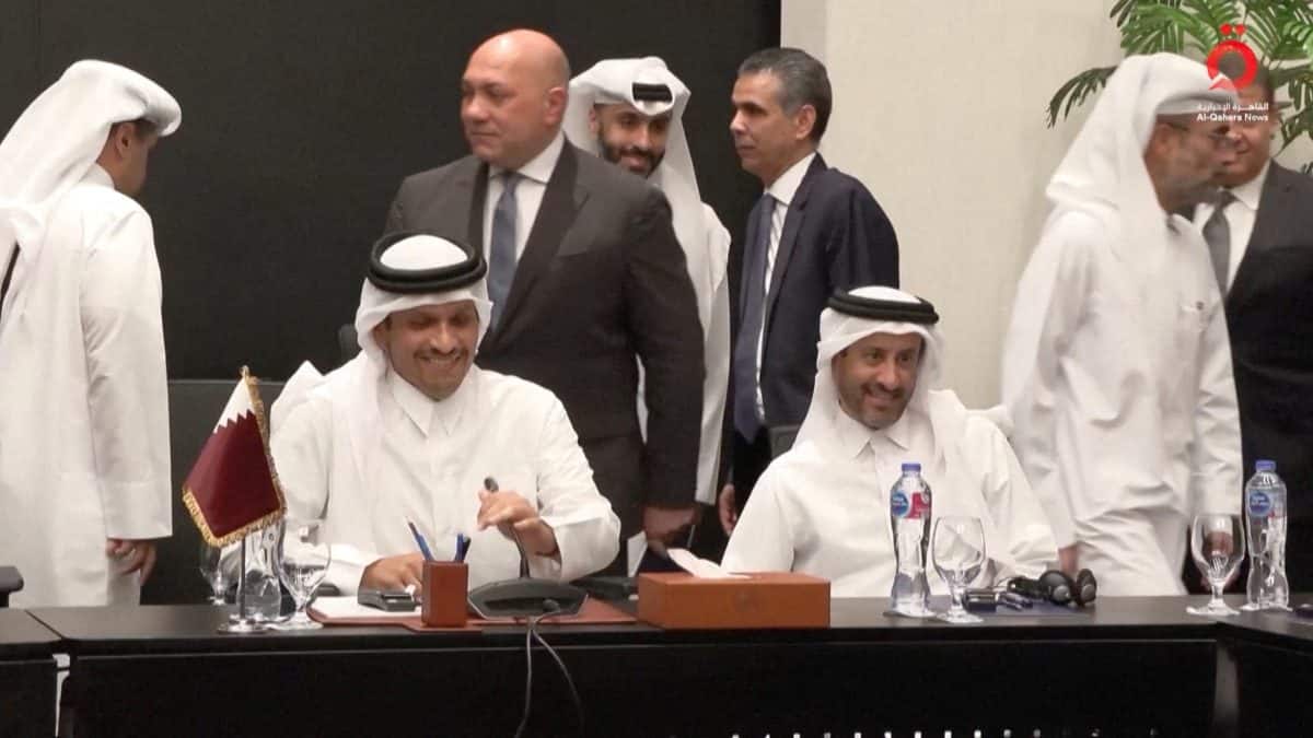 Qatar, Egypt urge Israel to withdraw its troops from Gaza to secure second phase of ceasefire