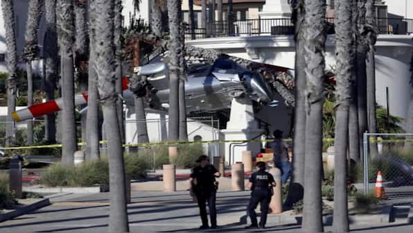 5 rushed to hospital as helicopter crashed in Huntington Beach, California