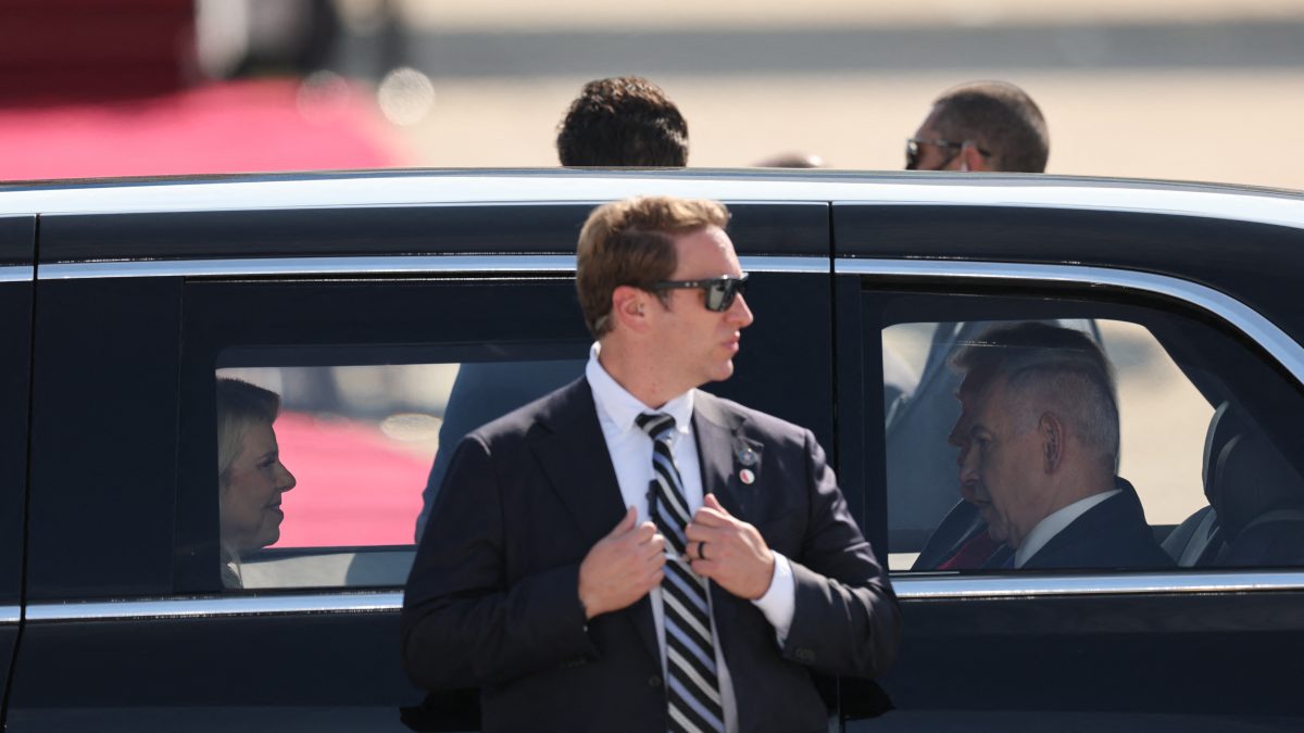 Israel-Hamas ceasefire Live: Trump carpools with Netanyahu to reach Israeli parliament after Hamas frees 7 captives Israel-Hamas ceasefire Live: Trump carpools with Netanyahu to reach Israeli parliament after Hamas frees 7 captives