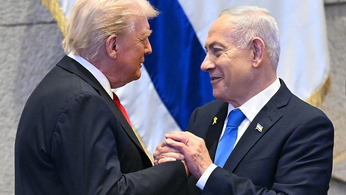 Israel-Hamas ceasefire Live: PM Modi lauds Trump's 'unwavering peace efforts'; Potus heads to Egypt after Knesset speech Israel-Hamas ceasefire Live: PM Modi lauds Trump's 'unwavering peace efforts'; Potus heads to Egypt after Knesset speech