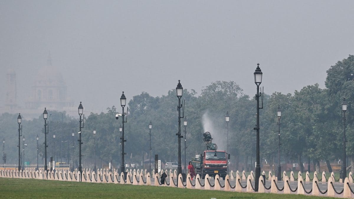 Delhi enters pollution 'red zone': Why have authorities not enforced GRAP 3 yet?