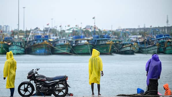 Breaking News Live: Cyclone Montha makes landfall on Andhra coast, to lash for 3-4 hours
