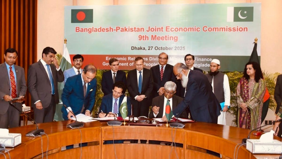 Why economic ties with 'bailout nation' Pakistan is a lose-lose for Bangladesh Why economic ties with 'bailout nation' Pakistan is a lose-lose for Bangladesh