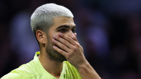 Experts say slow courts favour Carlos Alcaraz, but Paris Masters defeat to Norrie tells a different story