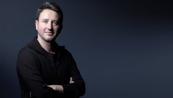 As France battles debt crisis, a ‘rockstar’ economist polarises nation’s politics