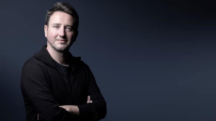 As France battles debt crisis, a ‘rockstar’ economist polarises nation’s politics