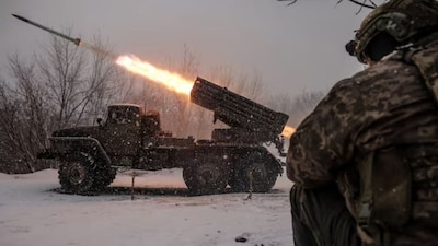 Servicemen of the 24th Mechanised brigade of Ukraine fire a BM-21 Grad multiple-launch rocket system toward Russian troops on a front line near the town of Chasiv Yar in Donetsk region, Ukraine, on February 15, 2025. (Photo: Oleg Petrasiuk/Press Service of the 24th Mechanised Brigade/Handout via Reuters)