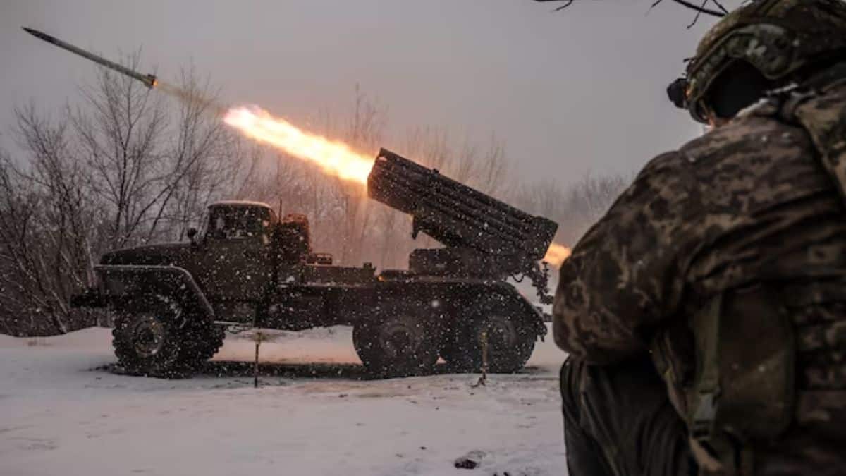 In Czech Republic’s election, Ukraine’s battlefield success is on ballot