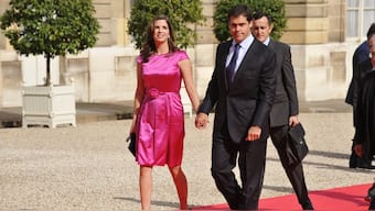 Louis, the self-styled Duke of Anjou and his wife Maria Margarita Vargas Santaella arrive at the Elysee Palace on September 12, 2008, in Paris, prior to a welcoming reception for Pope Benedict XVI at the start of his four-day visit to France. (Photo: Gerard Cerles/AFP)