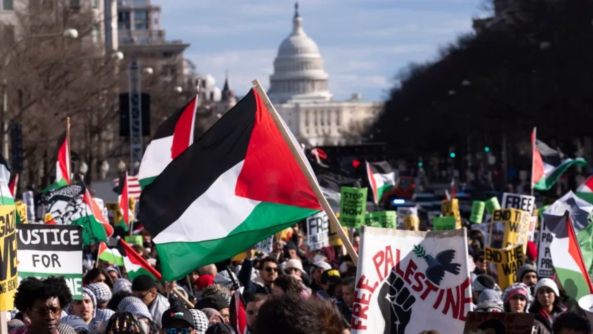 With the US Capitol in the background, demonstrators rally during the 'March on Washington for Gaza' at Freedom Plaza in Washington DC on January 13, 2024. (Photo: Jose Luis Magana/AP) With the US Capitol in the background, demonstrators rally during the 'March on Washington for Gaza' at Freedom Plaza in Washington DC on January 13, 2024. (Photo: Jose Luis Magana/AP)