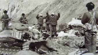 Indian soldiers surrender to Chinese forces during Sino-Indian War in 1962. Wikimedia Commons