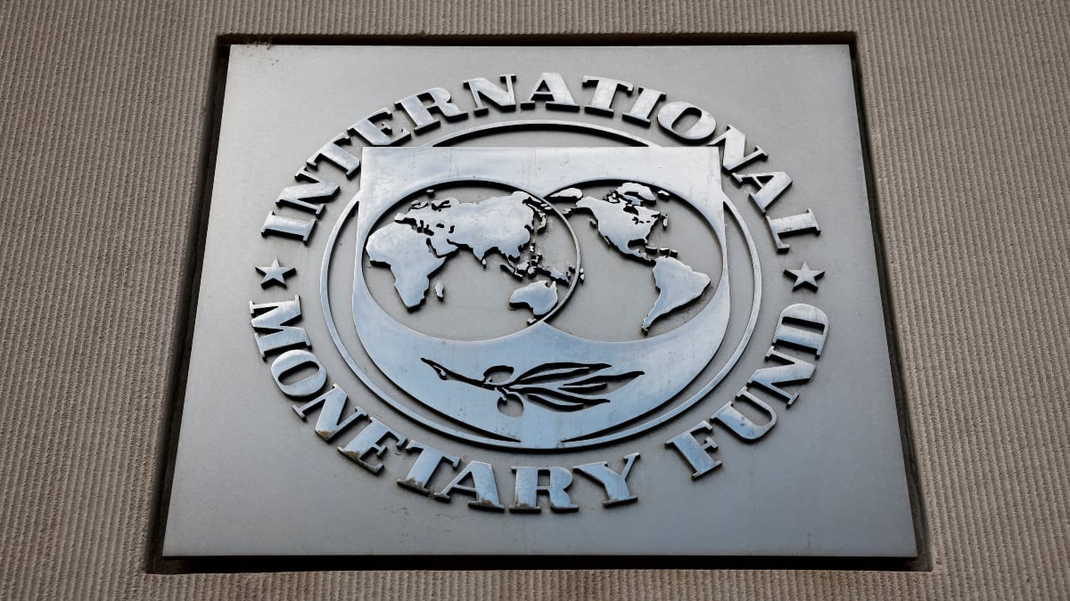 IMF raises 2026 global growth forecast to 3.3% as AI boom offsets trade risks