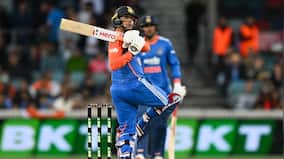 Australia vs India LIVE Score 2nd T20 at Melbourne: IND in deep trouble with four quick wickets as Abhishek unleashes carnage