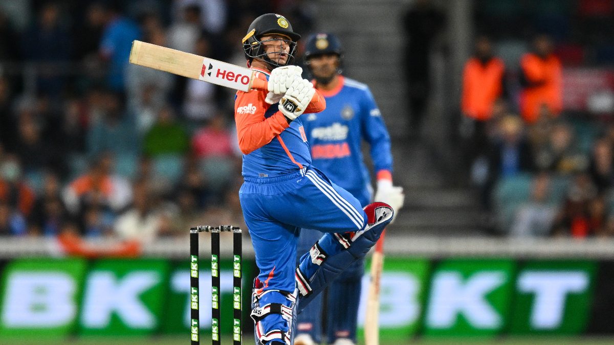 Australia vs India LIVE Score 2nd T20 at Melbourne: IND in deep trouble with four quick wickets as Abhishek unleashes carnage Australia vs India LIVE Score 2nd T20 at Melbourne: IND in deep trouble with four quick wickets as Abhishek unleashes carnage