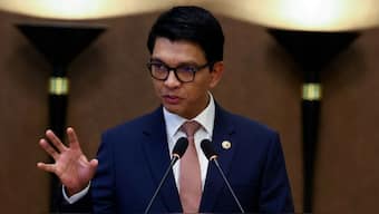 Madagascar's President Andry Rajoelina, gestures as he appoints military general Ruphin Fortunat Zafisambo as Prime Minister at the Lavoloha Presidential Palace, in Antananarivo, Madagascar October 6, 2025. File Image/Reuters