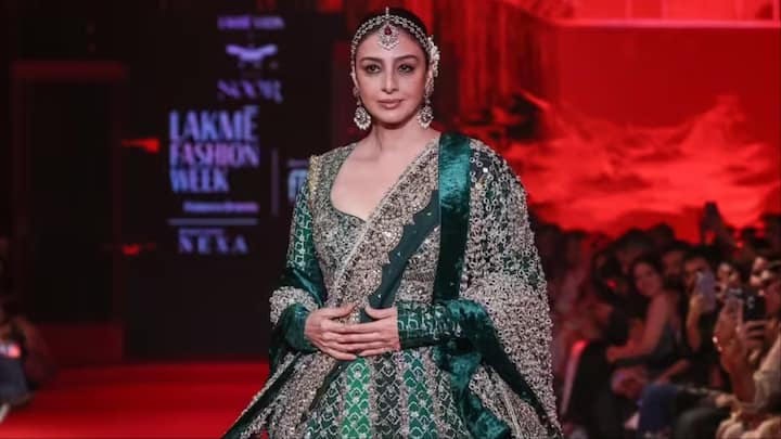 Firstpost at Lakmē Fashion Week X FDCI 2025: Tabu exudes grace & elegance as 'Noor' in deep green embellished Anarkali from Itrh’s newest collection