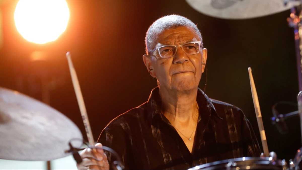 Jack DeJohnette, acclaimed jazz drummer who worked with Miles Davis, dies at 83 Jack DeJohnette, acclaimed jazz drummer who worked with Miles Davis, dies at 83