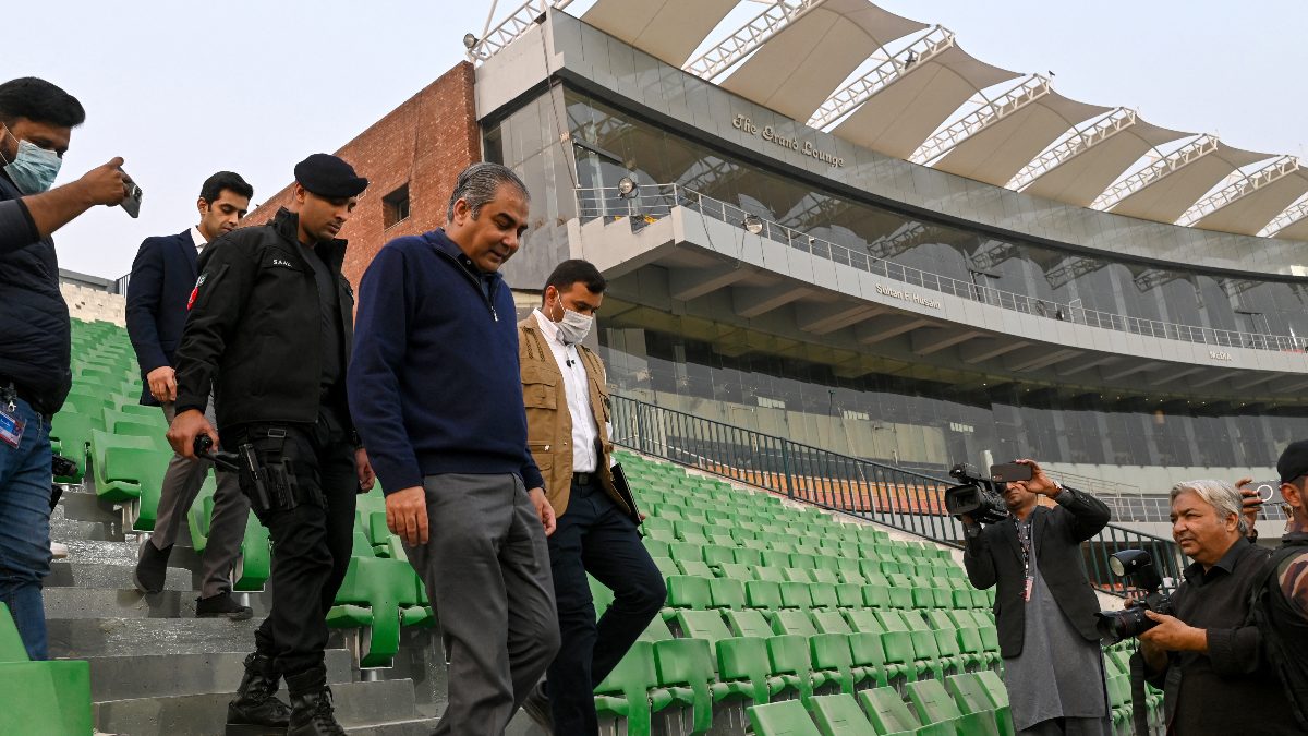 Mohsin Naqvi lauded by Pakistan cricket great for taking away Asia Cup trophy, slams Indian players: ‘He has taken correct stand’ Mohsin Naqvi lauded by Pakistan cricket great for taking away Asia Cup trophy, slams Indian players: ‘He has taken correct stand’