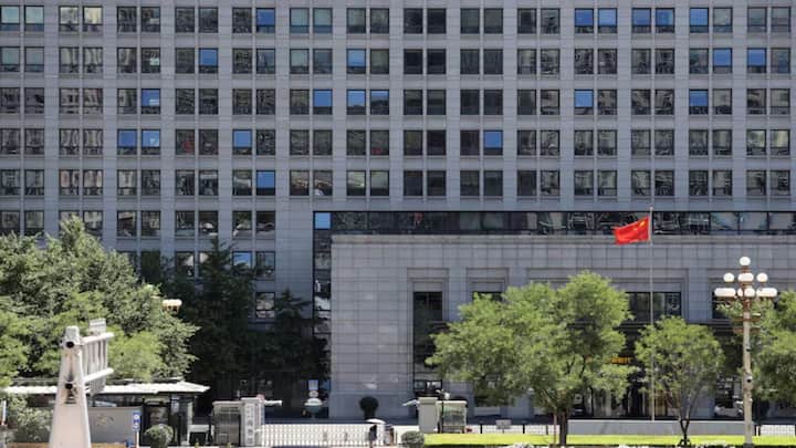 China tightens leash on global defence, chip industries with new move to curb rare earth exports