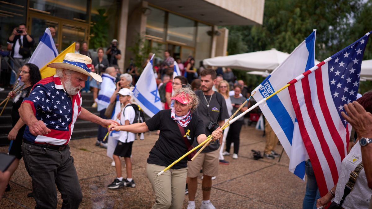 Israeli security cabinet begins on Trump-brokered hostage deal amid looming mistrust Israeli security cabinet begins on Trump-brokered hostage deal amid looming mistrust