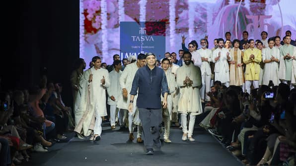 Firstpost At Lakme Fashion Week | Tasva by Tarun Tahiliani celebrates timeless crafts at LFW x FDCI
