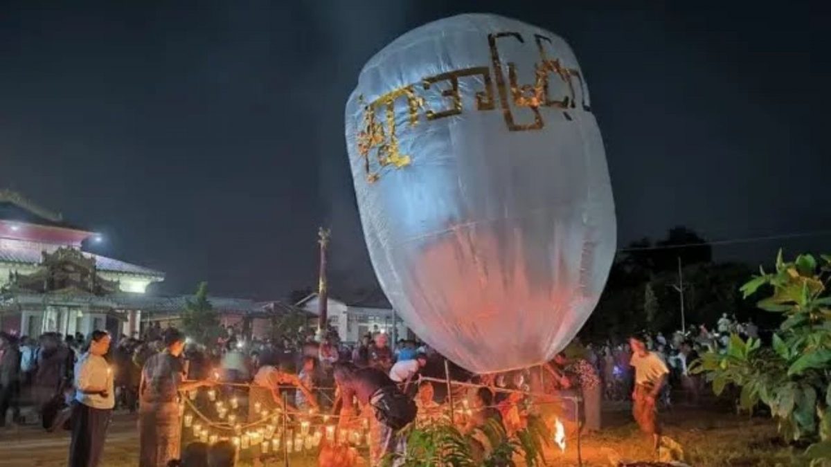 Paraglider bombing at Buddhist festival in Myanmar leaves dozens dead, 47 injured Paraglider bombing at Buddhist festival in Myanmar leaves dozens dead, 47 injured
