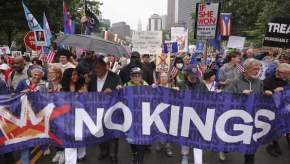 'No Kings’ protest returns: Thousands in Chicago to rally against Trump’s alleged authoritarianism