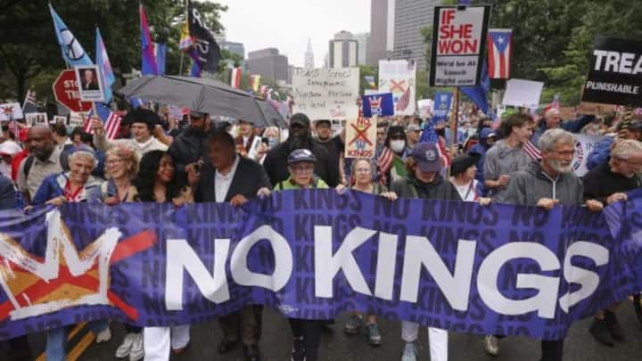 'No Kings’ protest returns: Thousands in Chicago to rally against Trump’s alleged authoritarianism 'No Kings’ protest returns: Thousands in Chicago to rally against Trump’s alleged authoritarianism