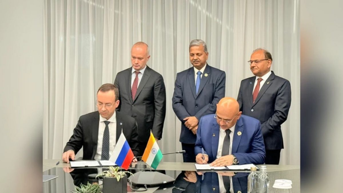 HAL and Russia's Public Joint Stock Company United Aircraft Corporation sign an MoU for production of civil commuter aircraft SJ-100 (X) HAL and Russia's Public Joint Stock Company United Aircraft Corporation sign an MoU for production of civil commuter aircraft SJ-100 (X)