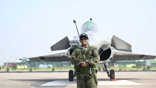 Watch: President Murmu becomes the first Indian President to fly Rafale and Sukhoi fighter jets