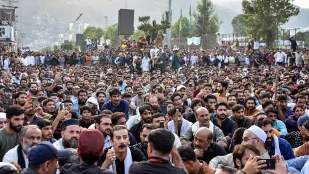 Protests in Pakistan-occupied-Kashmir: 1 dead, several injured; mobile, internet services suspended