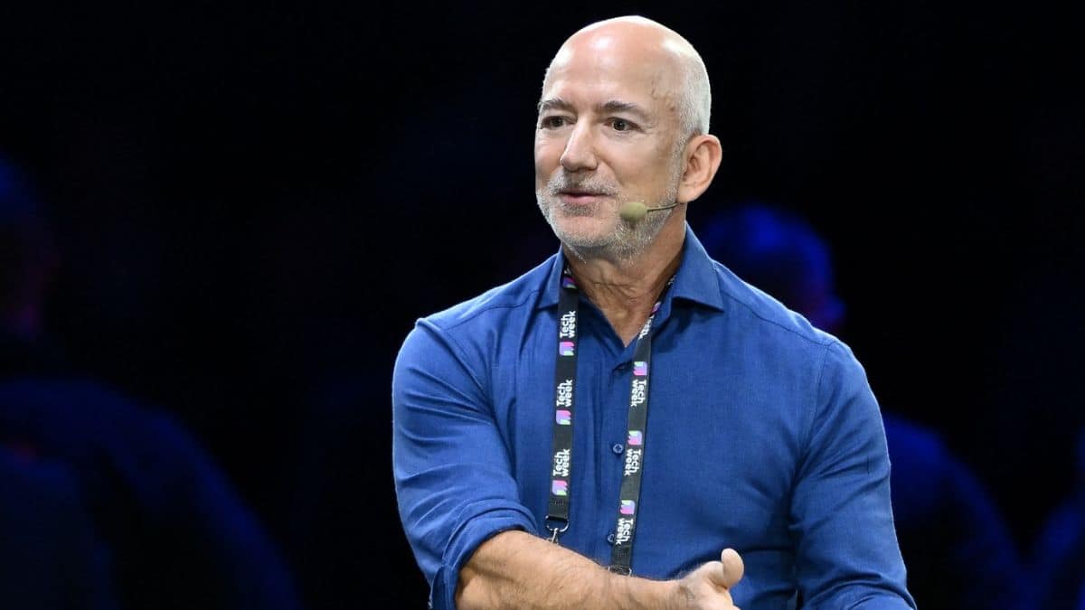 <div>AI is real but in an industrial bubble: Jeff Bezos warns against funding 'bad ideas'</div>