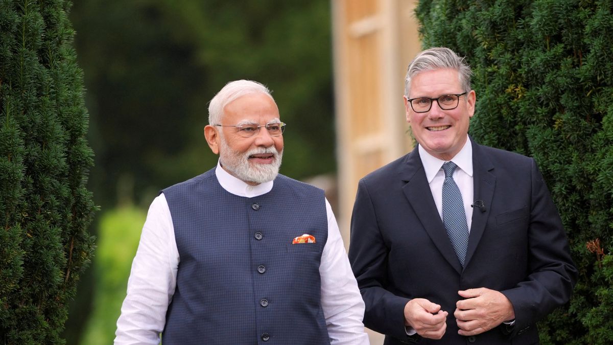 Watch| Starmer arrives in Mumbai for first state visit, with trade high on agenda