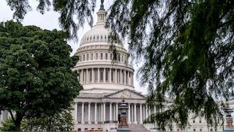 There are significant differences in how the legislatures of the UK and US shape the budgetary process. AP