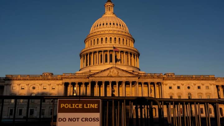 Who is to blame for the government shutdown in the US? 