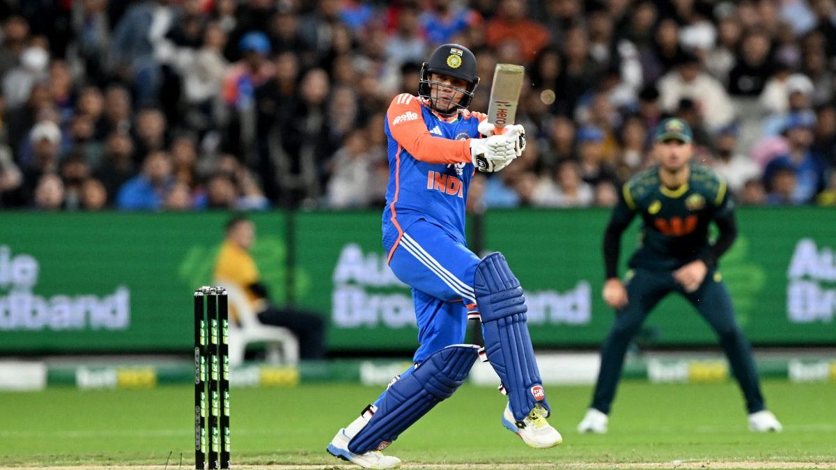 Australia vs India LIVE Score 2nd T20 at Melbourne: Abhishek Sharma slams brilliant 23-ball fifty under pressure Australia vs India LIVE Score 2nd T20 at Melbourne: Abhishek Sharma slams brilliant 23-ball fifty under pressure