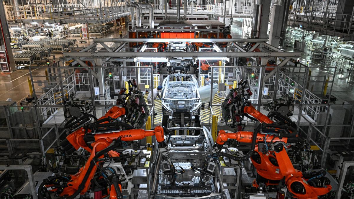 Robots accounted for more than half of the world’s 542,000 new installations, with Chinese factories leading the way (Photo credit: AFP) Robots accounted for more than half of the world’s 542,000 new installations, with Chinese factories leading the way (Photo credit: AFP)