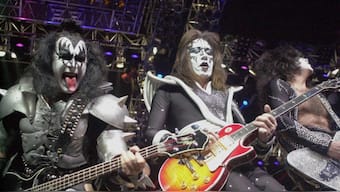 Veteran guitarist Ace Frehley dies at 74 after a recent fall, agent issues statement