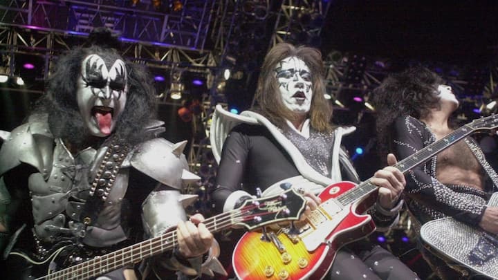 Veteran guitarist Ace Frehley dies at 74 after a recent fall, agent issues statement